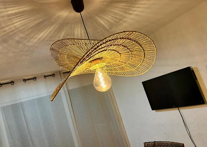 Casa Ella - T2 Vue Au Calme Sant'ambroggio 公寓 卢米奥